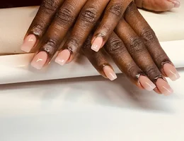 Salon Manucure Nails LANN’S Charleroi