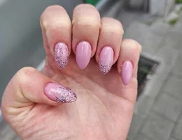 LOVE NAILS