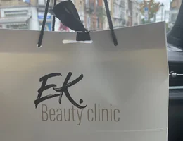 SCHOONHEIDSSPECIALISTE EK BEAUTY CLINIC