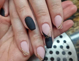 Ni's Nails