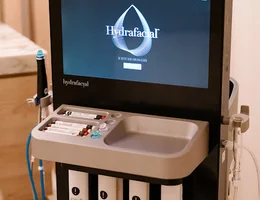 Body ' Ginie | Hydrafacial ambassadeur