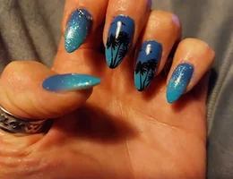 V'Nails