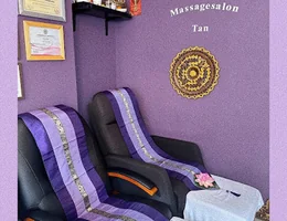 Thai massage salon Tan