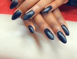 Azari Nails