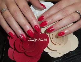 Lady Nails