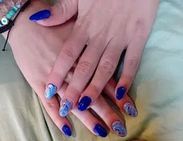 LOVE NAILS