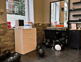 FM Beauty Salon